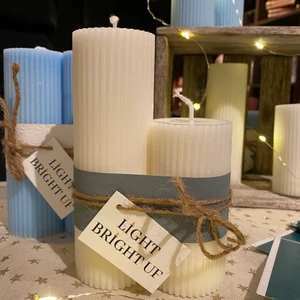 Ljus av återvunnet stearin - Hej! Vi är ett UF-företag som säljer egentillverkade ljus av 100% återvunnet stearin! Vi har inte dragit igång försäljningen genom plick än, utan kollar mest om det finns ett intresse 🤎