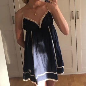 Blå klänning  - Blå klänning/nattlinne från Odd Molly!🦋