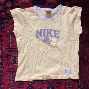Nike topp - Barnstorlek men passar XXs/Xs ❤️
