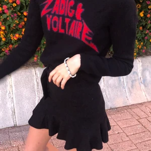 Zadig & Voltaire  - Tröja i ull från Zadig & Voltaire, använd fåtal gånger så i mycket bra skick 🥰