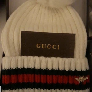 Vintermössa - GUCCI ej använd, certifikat finns. Leverans ingår 