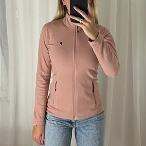 Peak performance Fleece  - Rosa Peak performance fleece, dammodell och figursydd 