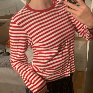 Basic randig långarmad tröja  - Skön och mysig