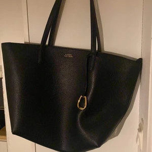 Ralph Lauren - Säljer en Ralph Lauren väska som är köpt på Zalando 