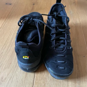Nike vapor max  - Säljer mina favoriter. Väldigt sparsamt använda och är som nya 