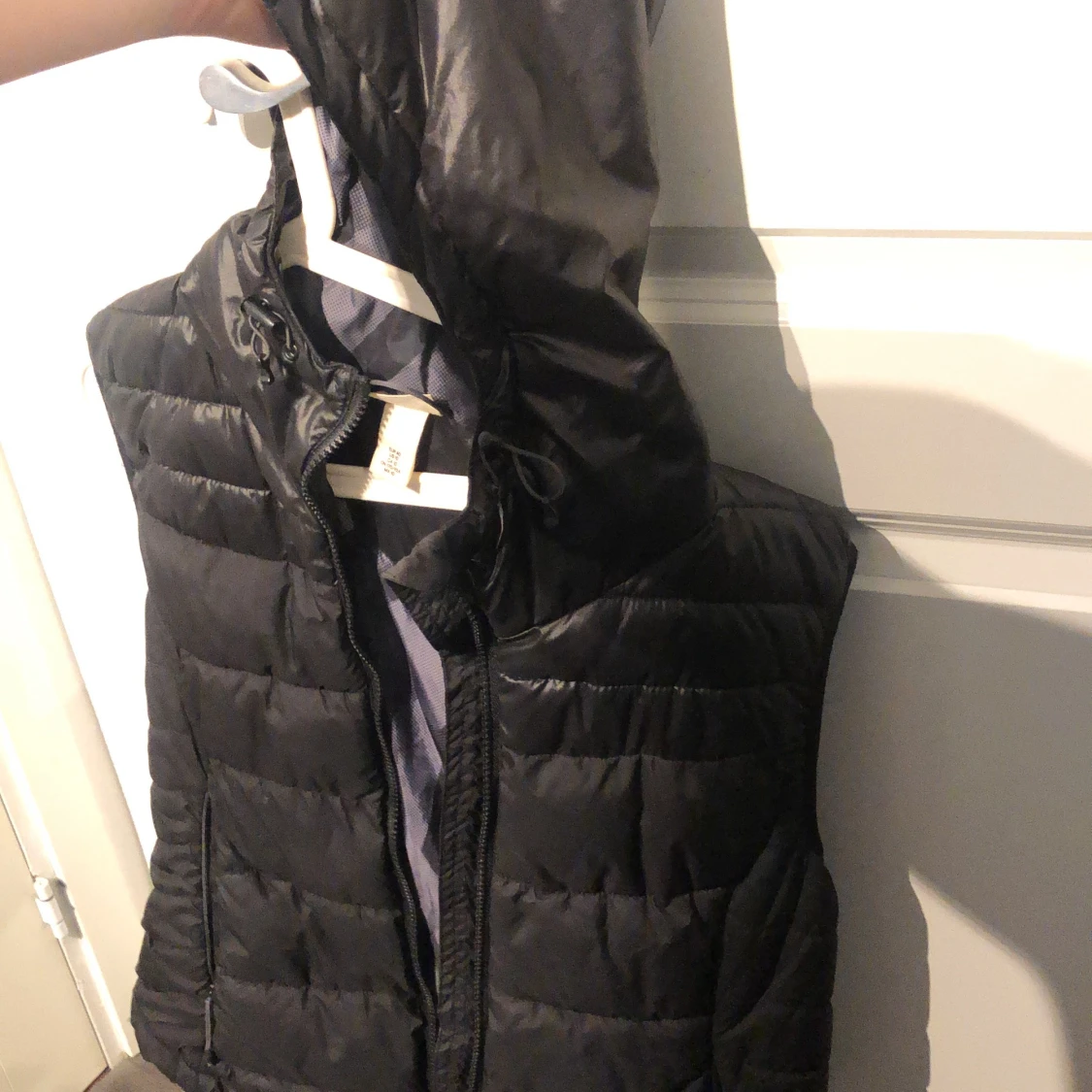 Dunväst med luva  - 90