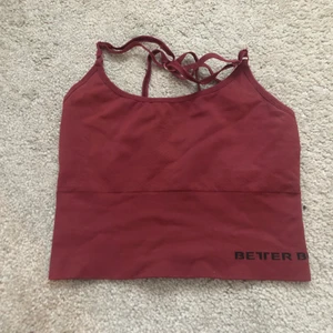 Better Bodies tröja  - BB-topp i storlek M säljes för 150:-, tröjan är knappt använd. Storleken passar både XS, S, M & L då den är väldigt stretchig. 