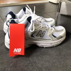 New balance 530, new. Never used due wrong size. 39, comes with original box and everything! Shipping included
