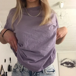 💜Lila oversized t shirt💜 - 💜Skit snygg Oversized T-shirt från H&M💜 