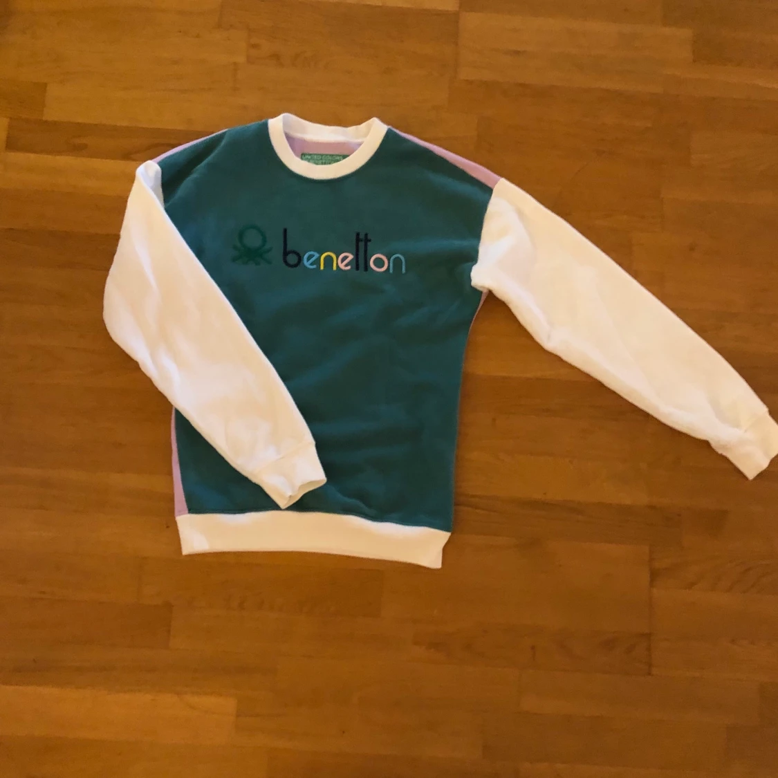 Tröja från Urban Outfitters - 90