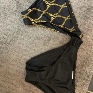 Två badtrosor  - Två par badtrosor 😍💕