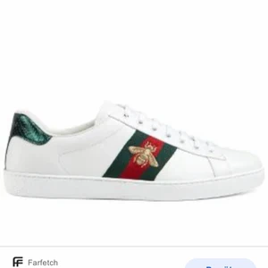 Gucci skor  - Säljer mina helt fräscha Gucci skor använda endast 1 gång storlek 36/37 jätte fina. Mitt pris : 3000