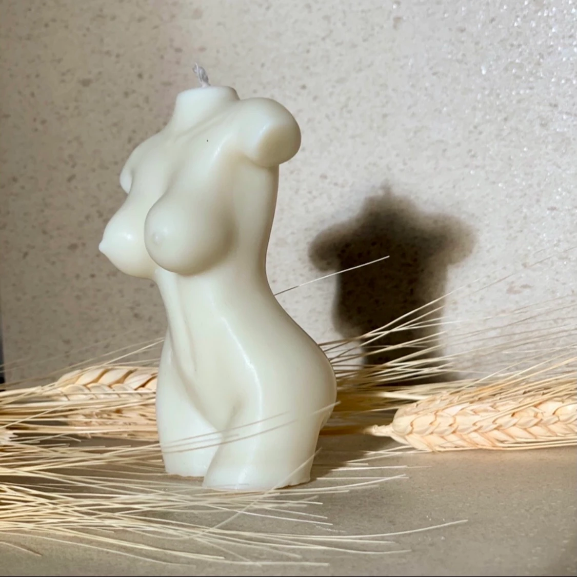 Ljus torso/kvinnokropp