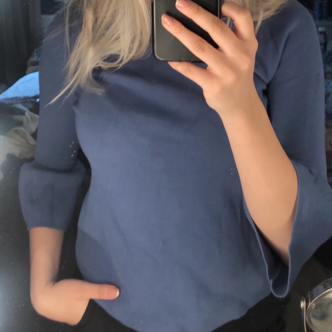 Blå stickad tröja - 90