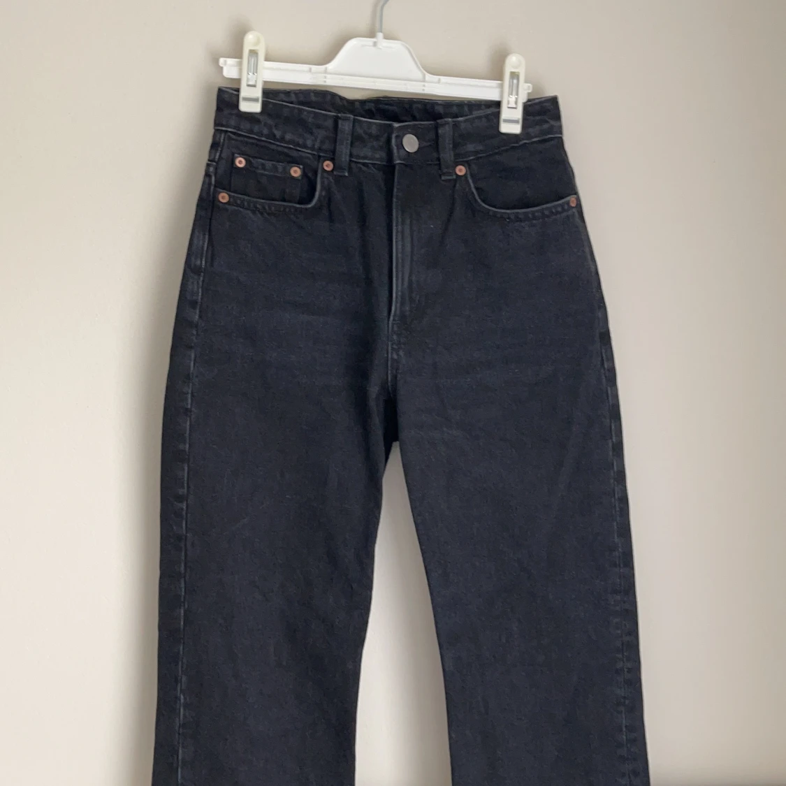 Weekday Vogaye High Straight Jeans - 90