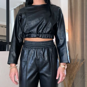 Läder-topp - Aldrig använd!🖤