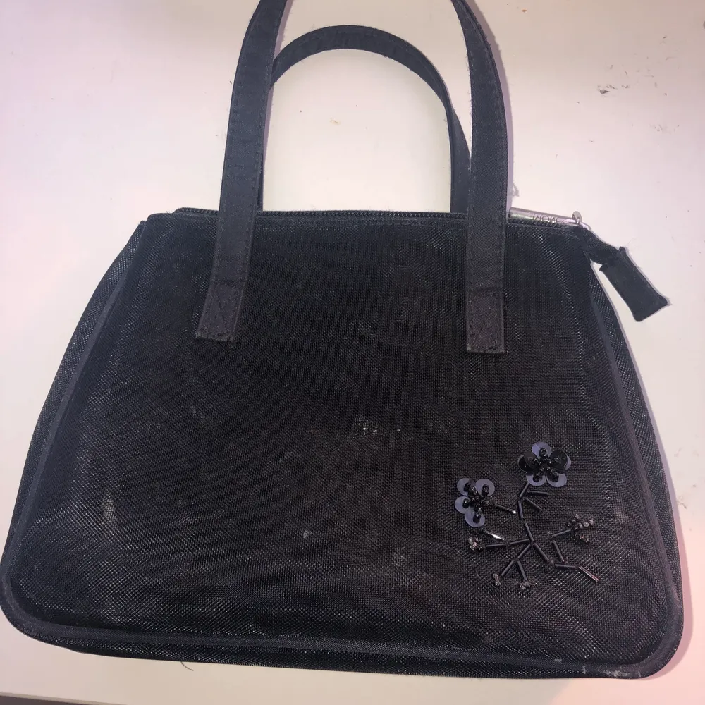 Cute small black bag. Väskor.