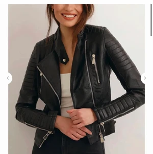 M - Köpt på plick men kommer inte till andvändning 