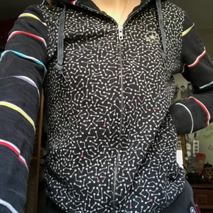 Converse hoodie - Supercool hoodie frn Converse i 2000-tals vibe