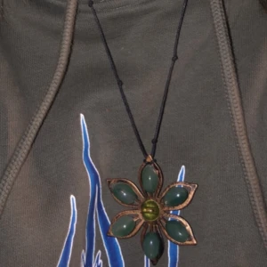 Halsband - Säljer detta halsband som jag gjort själv. Skriv i PM om ni är intresserade eller för fler bilder/frågor. ❤️🦋