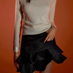 Svart volangkjol - Asball volangkjol från zara