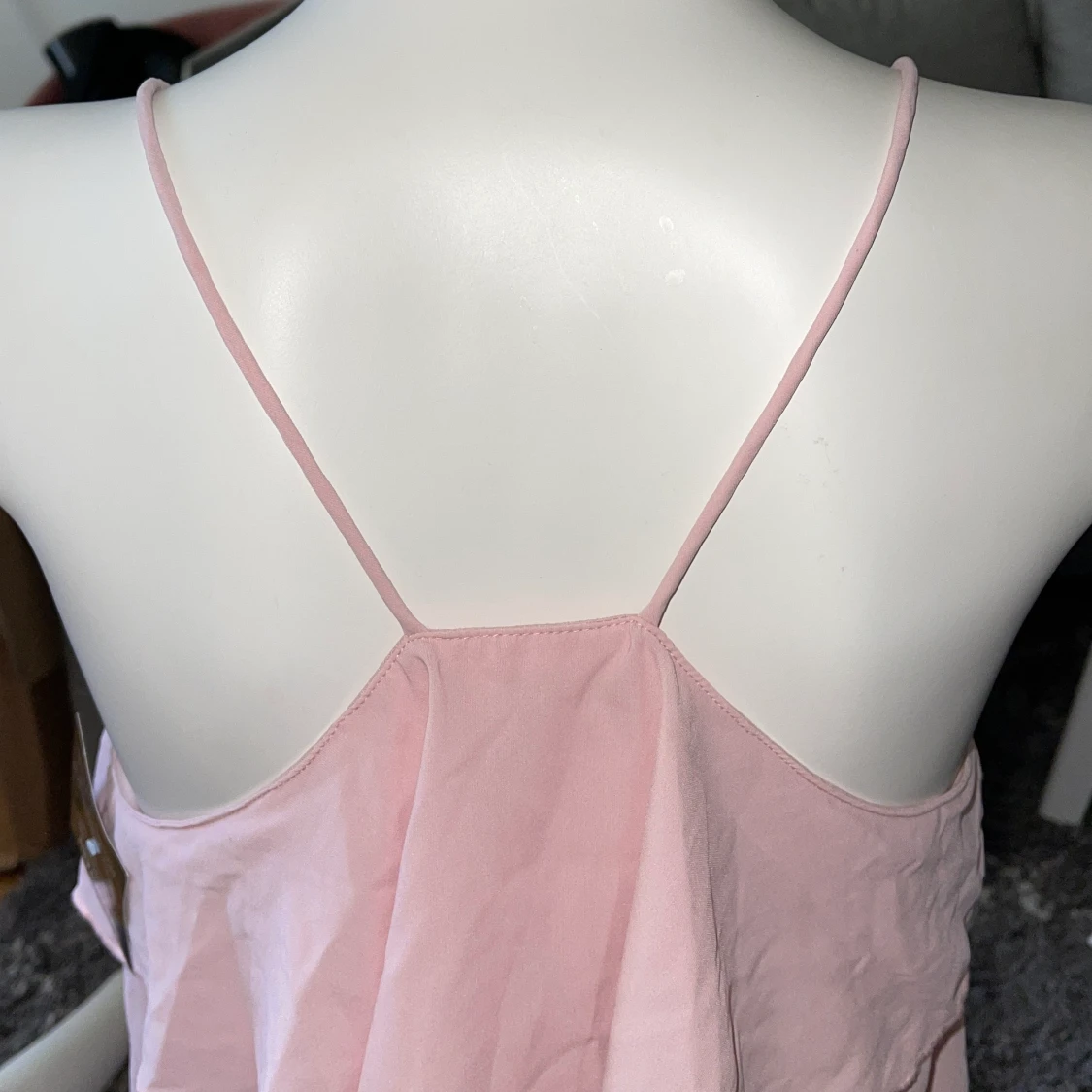 Oanvänd klänning  - 91