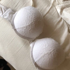 bh - en bh såklart helt oanvänd, mycket pushup