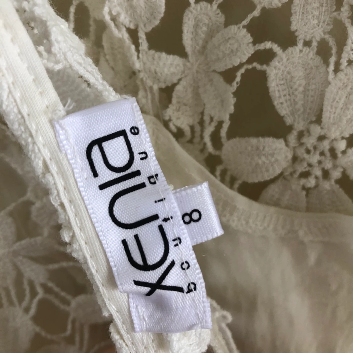 Studentklänning strl. 8 - 91