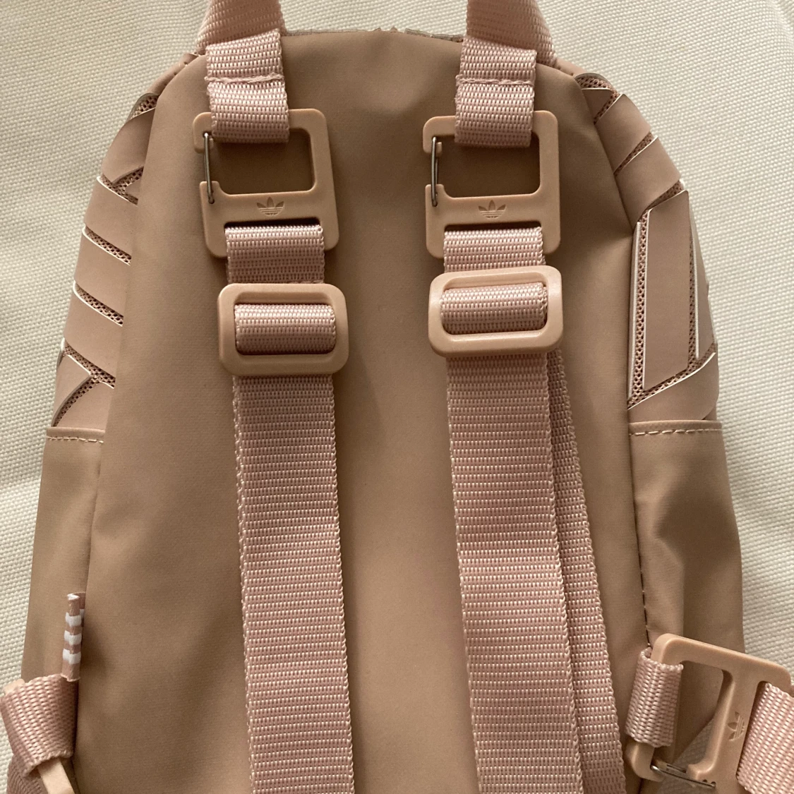 Adidas miniryggsäck - 91