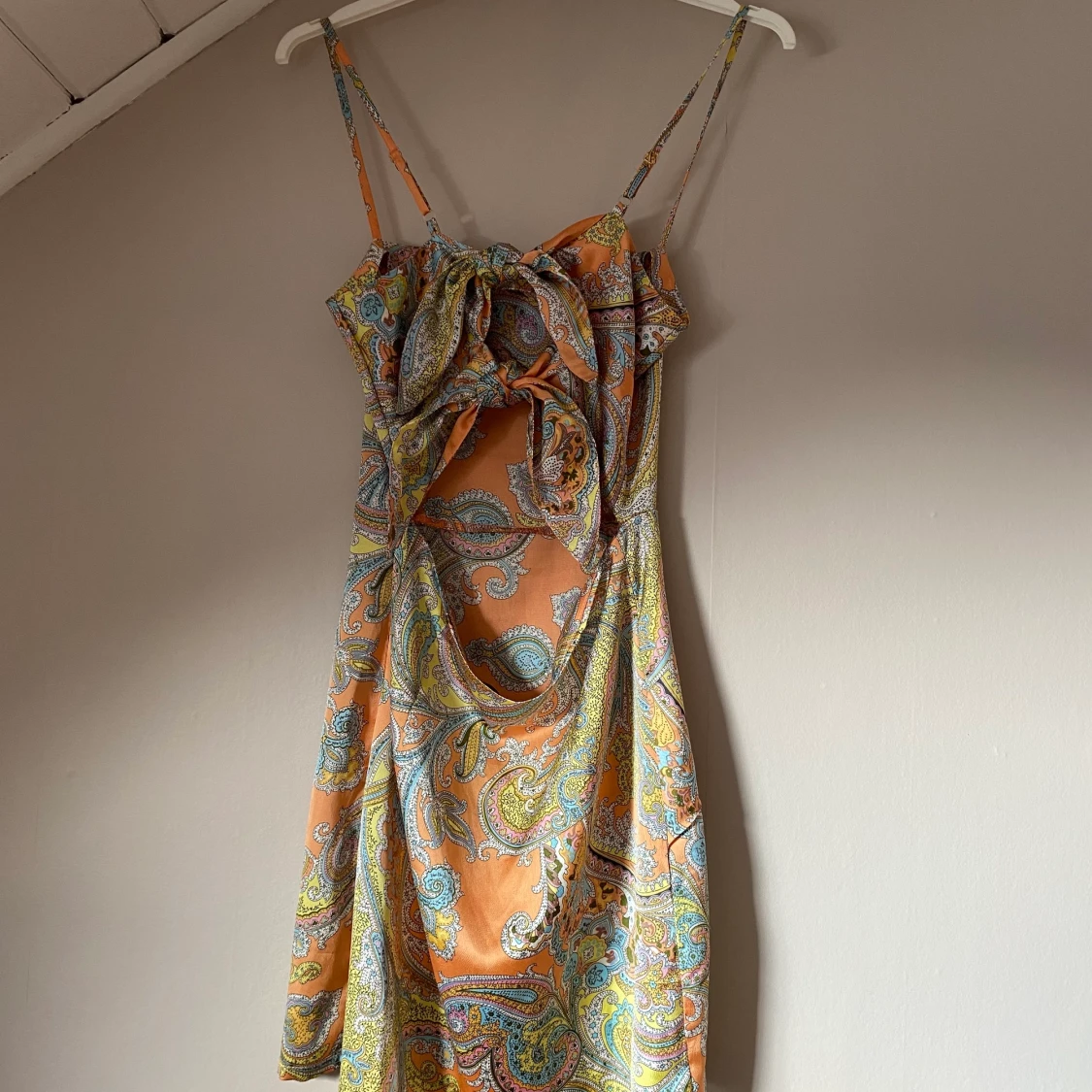 Säljer min favvo klänning 