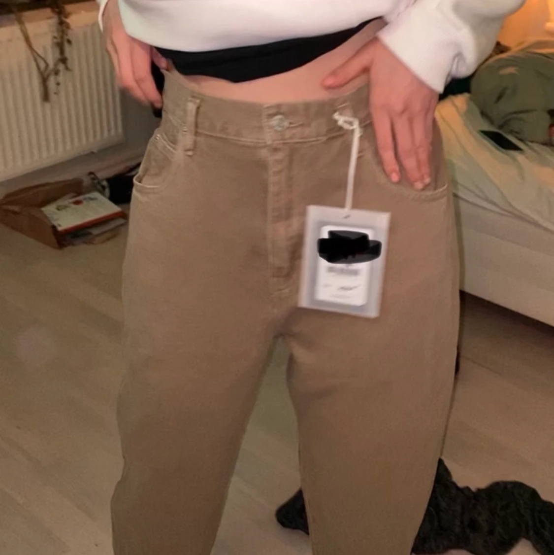 Beige/bruna jeans från Pullandbear 