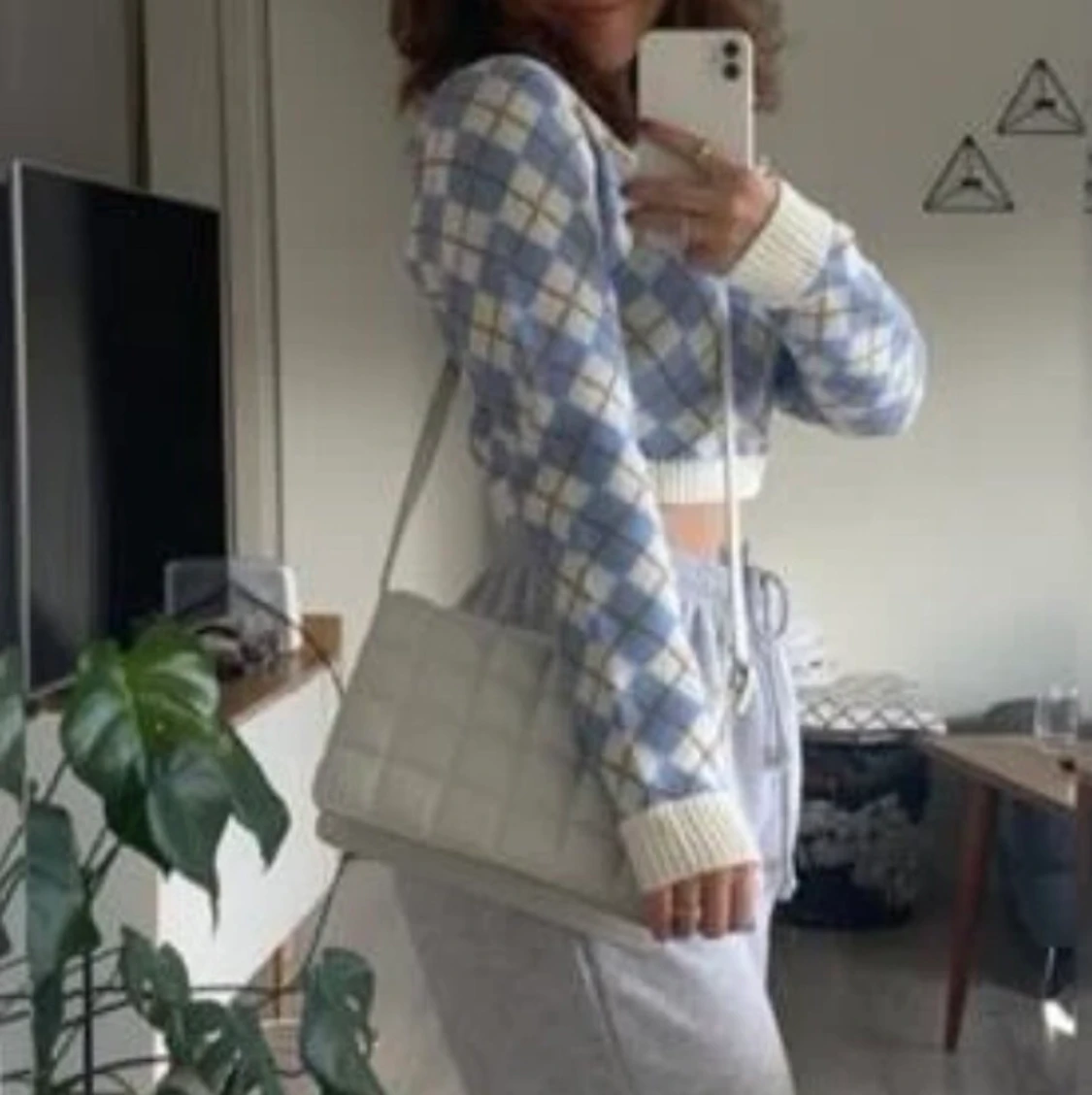 Flerfärgad tjocktröja med mönster  - 90