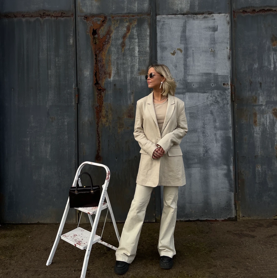 LILY OF THE VALLEY-KAVAJ