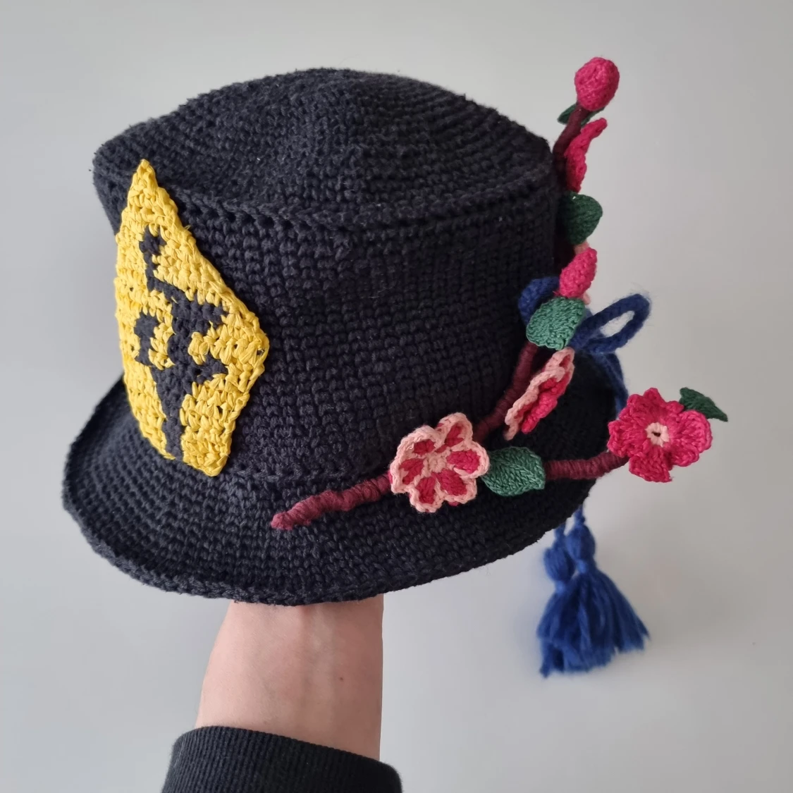 Hu Taos hatt. Virkad .