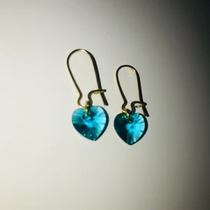 Handgjorda örhängen, No.2 ! - Handgjorda örhängen av mig! Tar även beställningar, bara att höra av sig! 