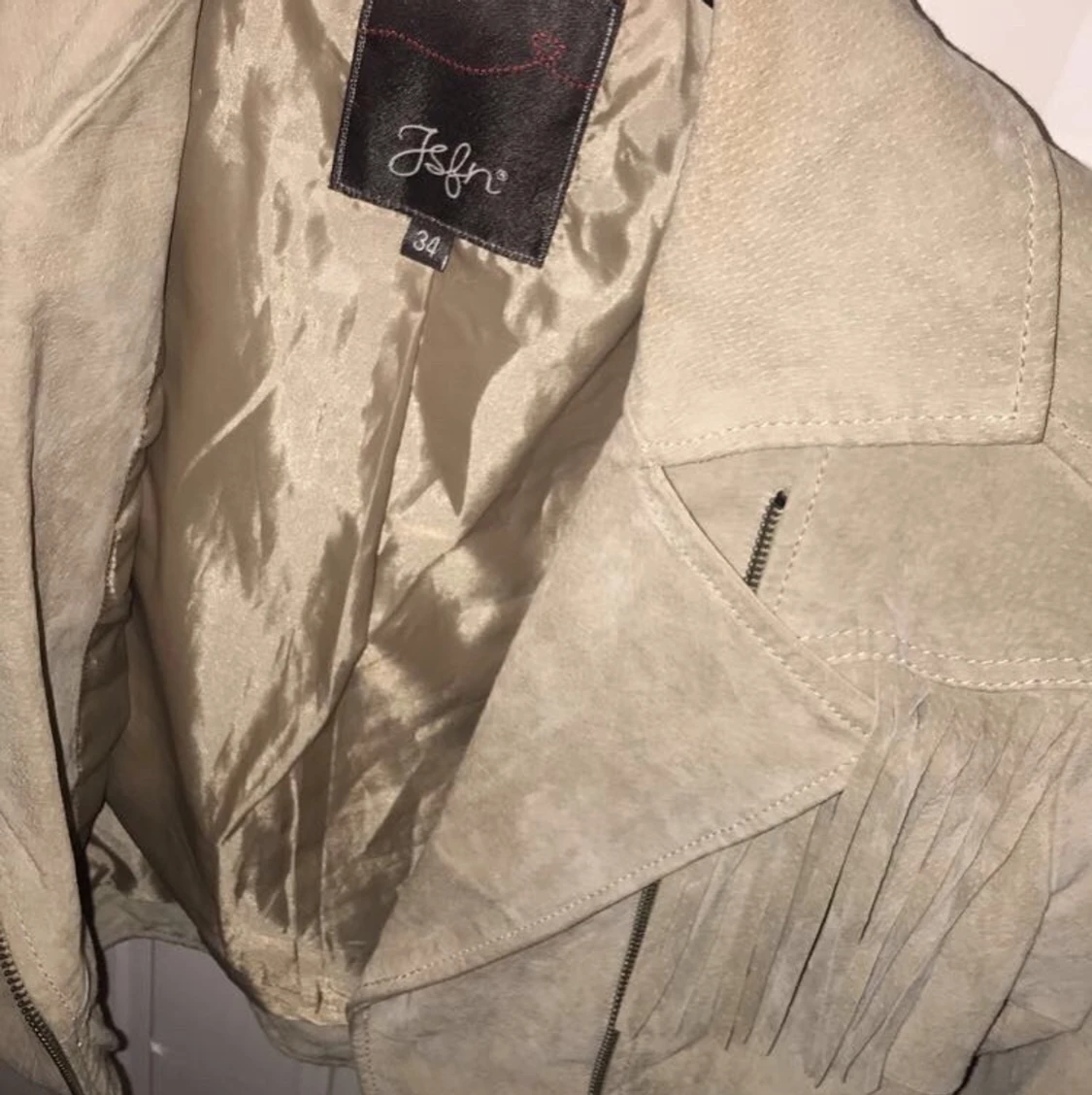 Beige mockajacka - 90