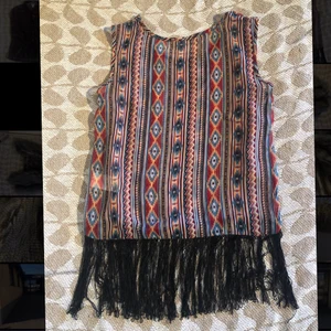 Coachella linne   - Coachella vibe linne som är genomskinlig, okänd märke i storlek 36. Köparen står för frakten