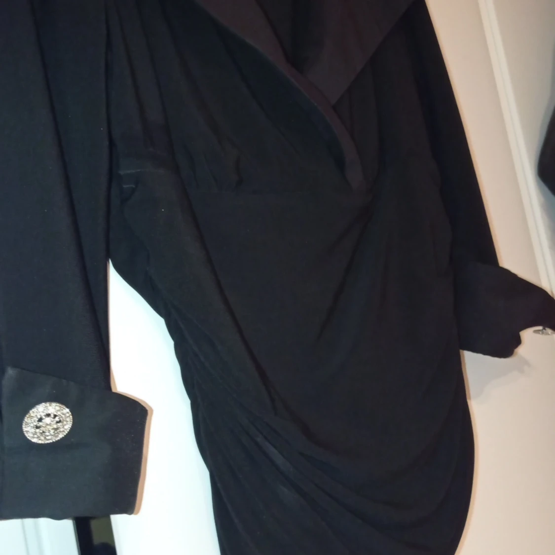 Draped cut-out top - 91