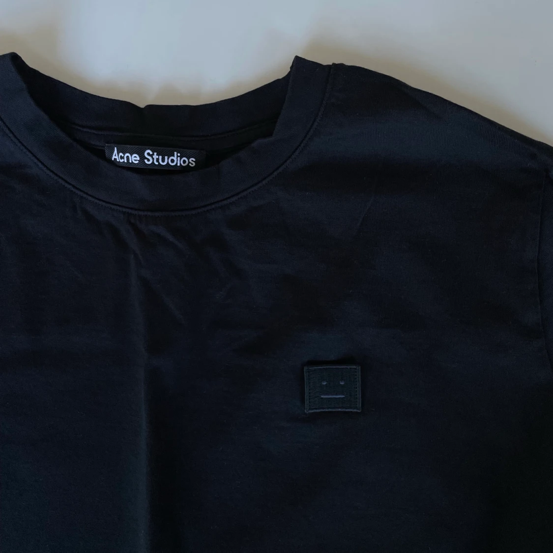 ACNE stl XS