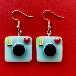 Magic camera örhängen 💙 - Fri frakt 💙