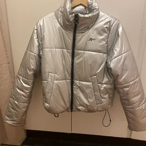 Reebok jacka - Använd ett fåtal gånger