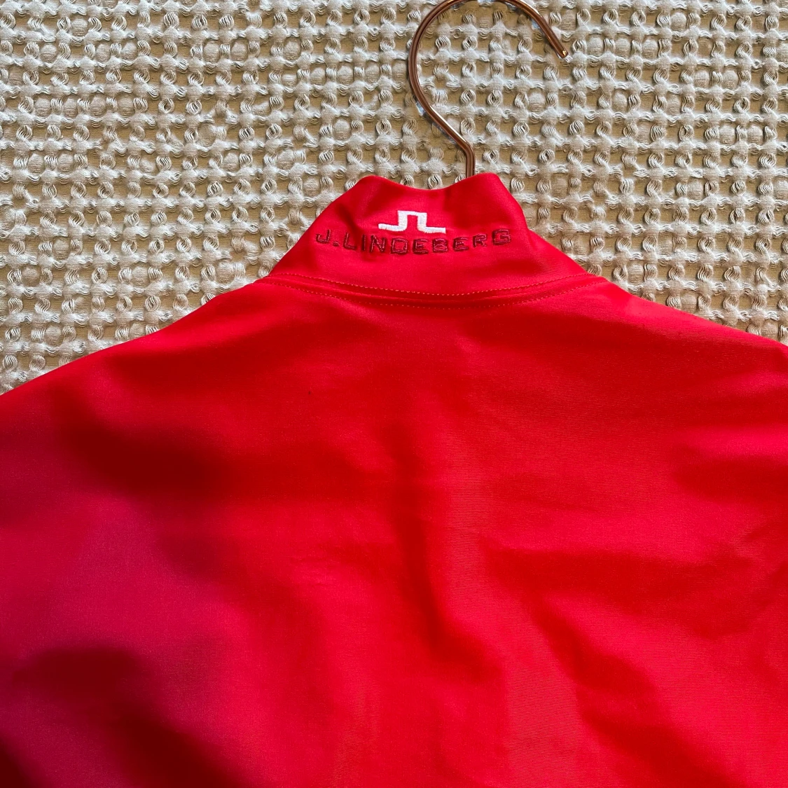 Sportig topp från J Lindeberg  - 91