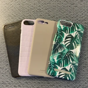 4 st iPhone 8 Plus Skal - Säljer alla 4 skal för priset av 1, alltså 40 kr. Skalen är såklart använda men säljes pga ny mobil. Ideal of Sweden skalet (det gröna) är så gott som oanvänt. De andra är använda och har lite mindre repor, därav det låga priset💕
