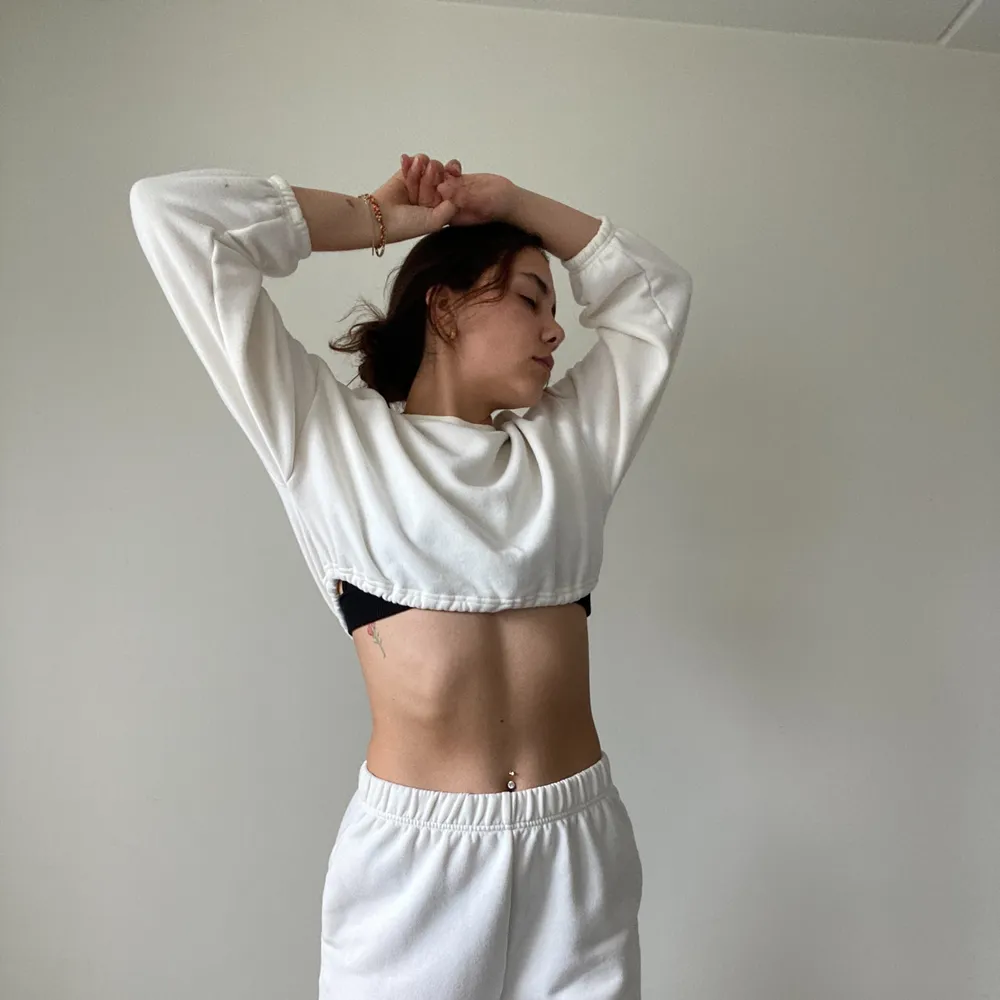 Hey, I’m selling my cropped white sweater, medium, can be adjusted in the waist, super soft. I’m selling the joggers as well, so you can buy the set if you like. SALE IS ONLY UNTIL 10. JUNE!!. Hoodies.