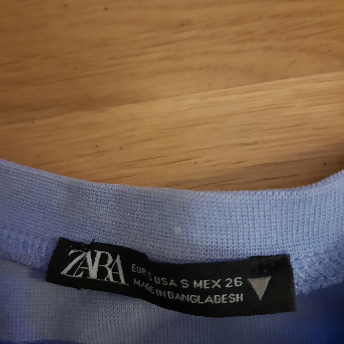 Blå Zara t shirt strl S - 90