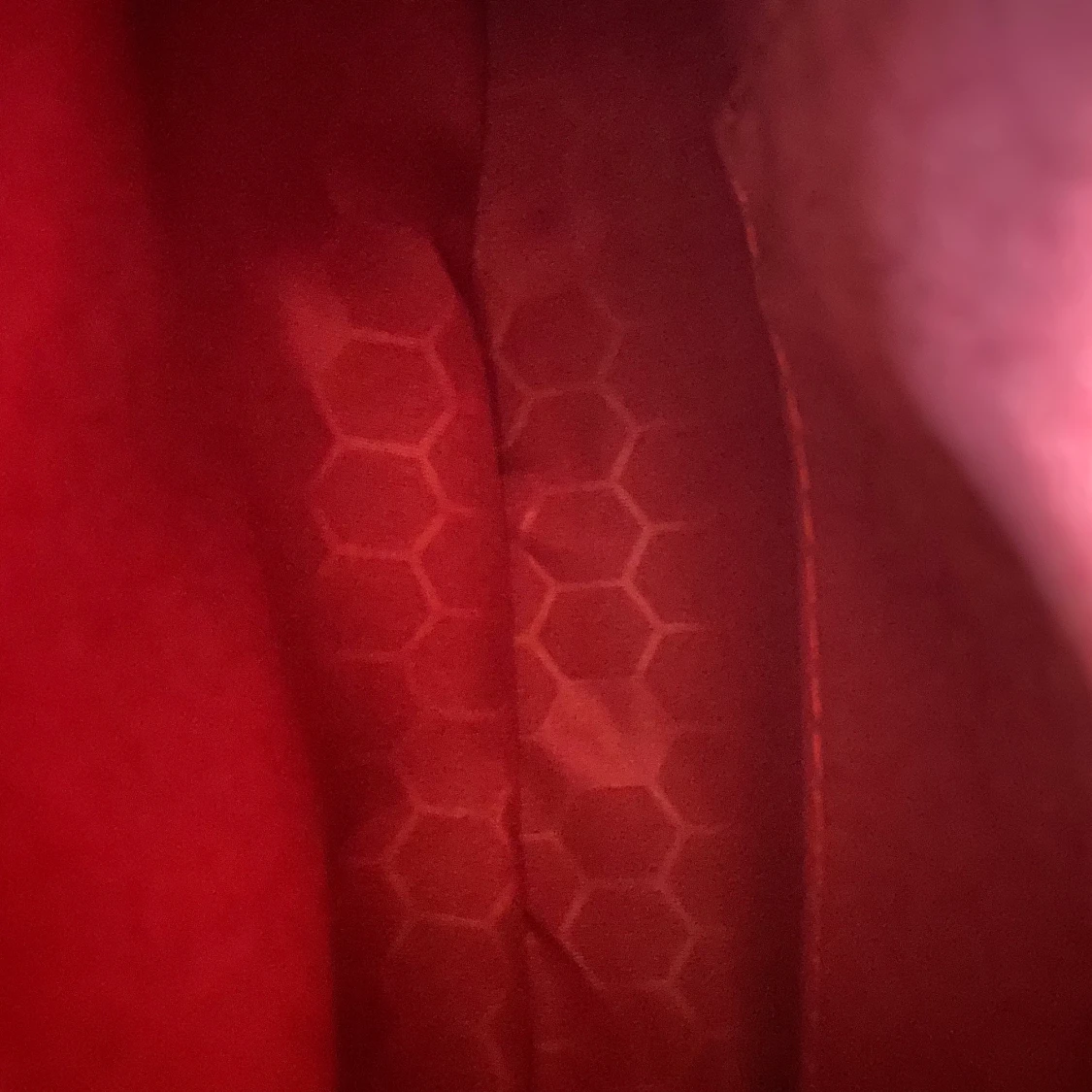 Svart väska ormskinsimitation - 90