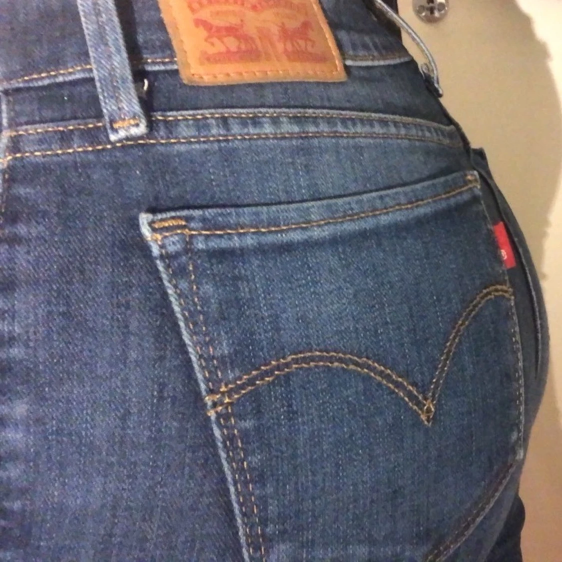 Levis jeans strl 27 - 90