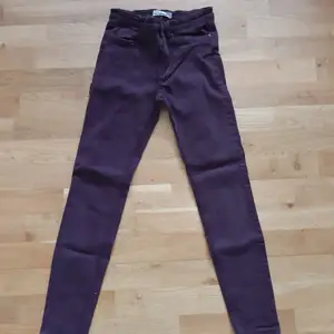 Skinny jeans from H&M L.O.G.G. Dark red/prune
