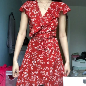 Klänning från YesStyle - Klänning till sommar med bra skick använd sällan