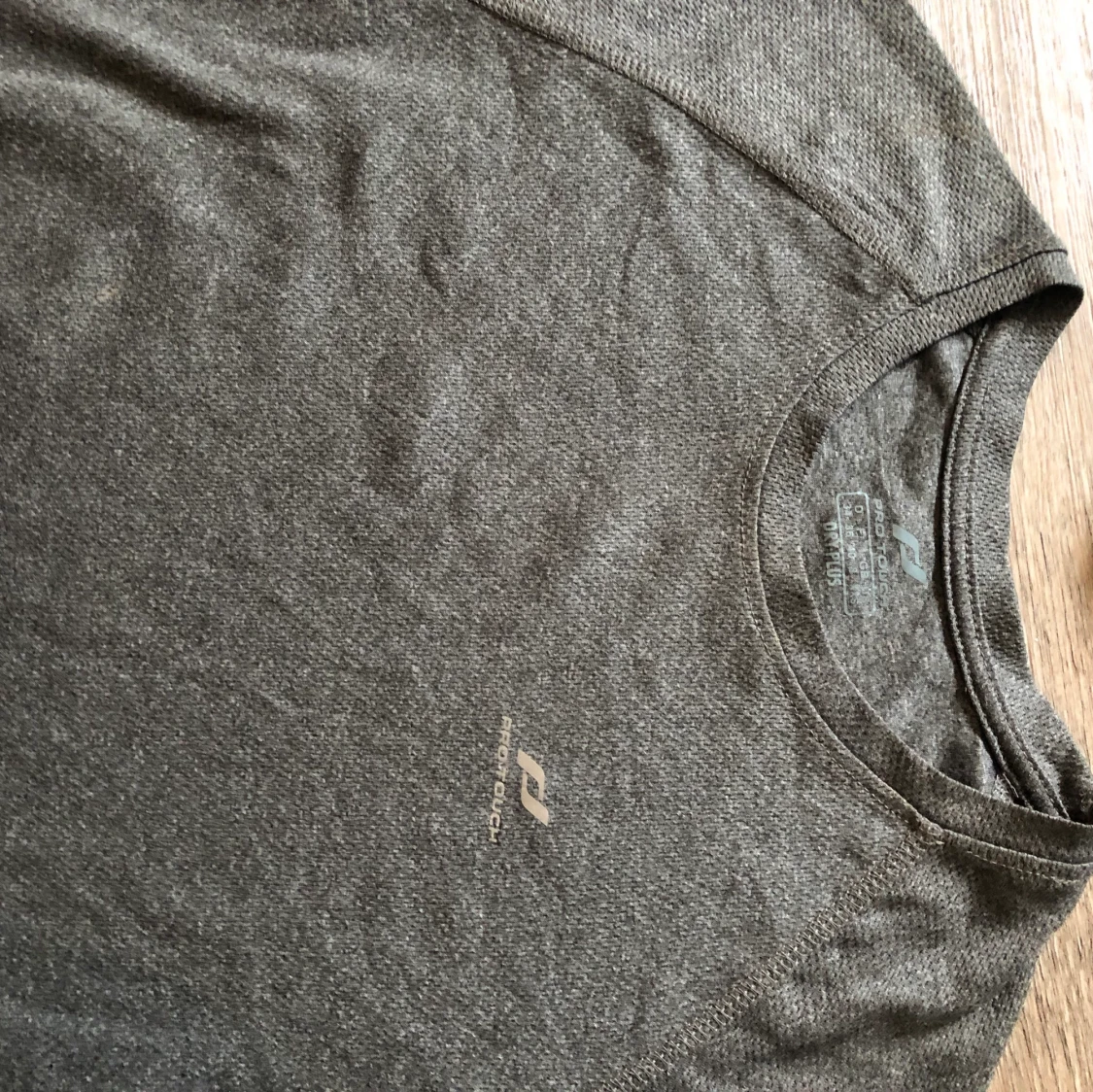 Grå tränings tröja 